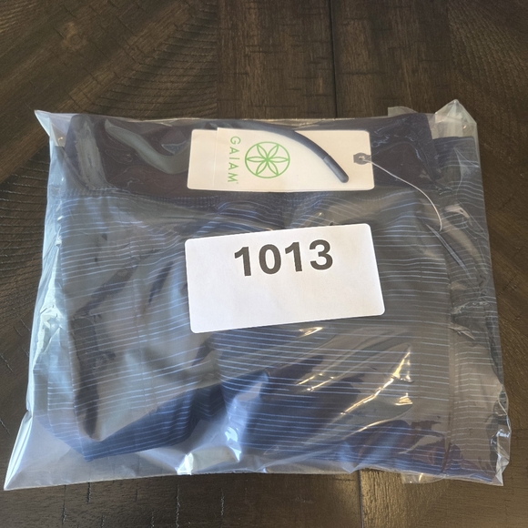 NWT GAIAM Men's Streak 9 In Short - Navy Blue Striped Athletic Shorts Large - Picture 14 of 14